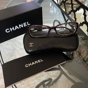 Channel brown/tortoise glasses frames